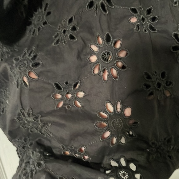 AE OVERSIZED SHORT SLEEVE BUTTON UP - Picture 4 of 5